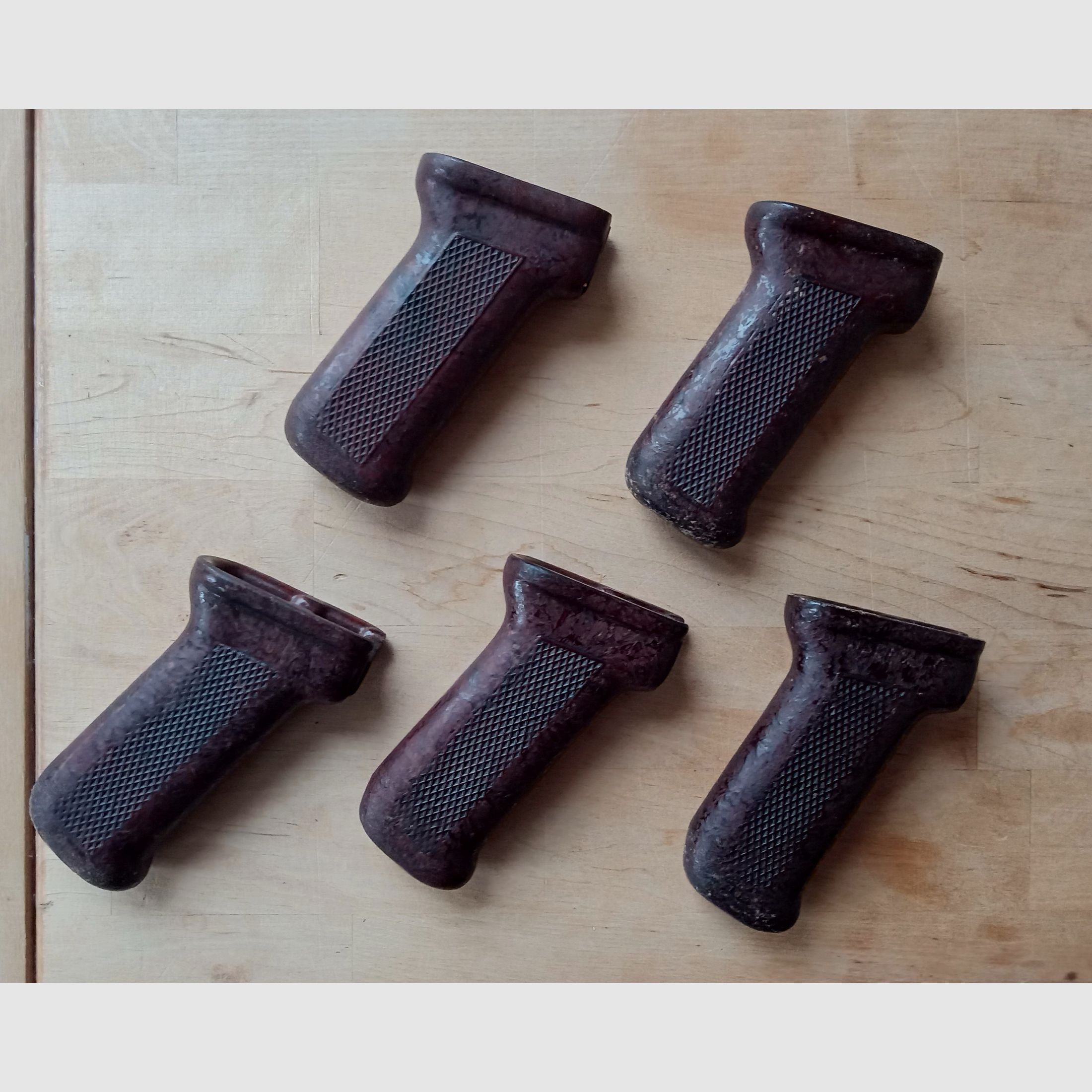 Mangos de AKM rumanos de baquelita mejor que el mango ruso / también para AK74 AK-100 / Yunker / GSG Cybergun Co2 "AK47