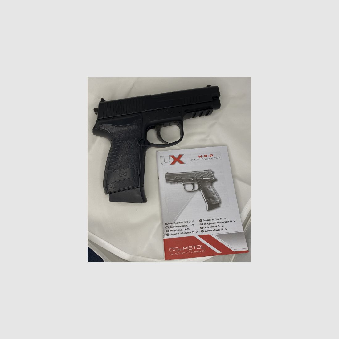 UX CO2 Pistole HPP 4,5BB- Blowback, mit 3 Magazinen!