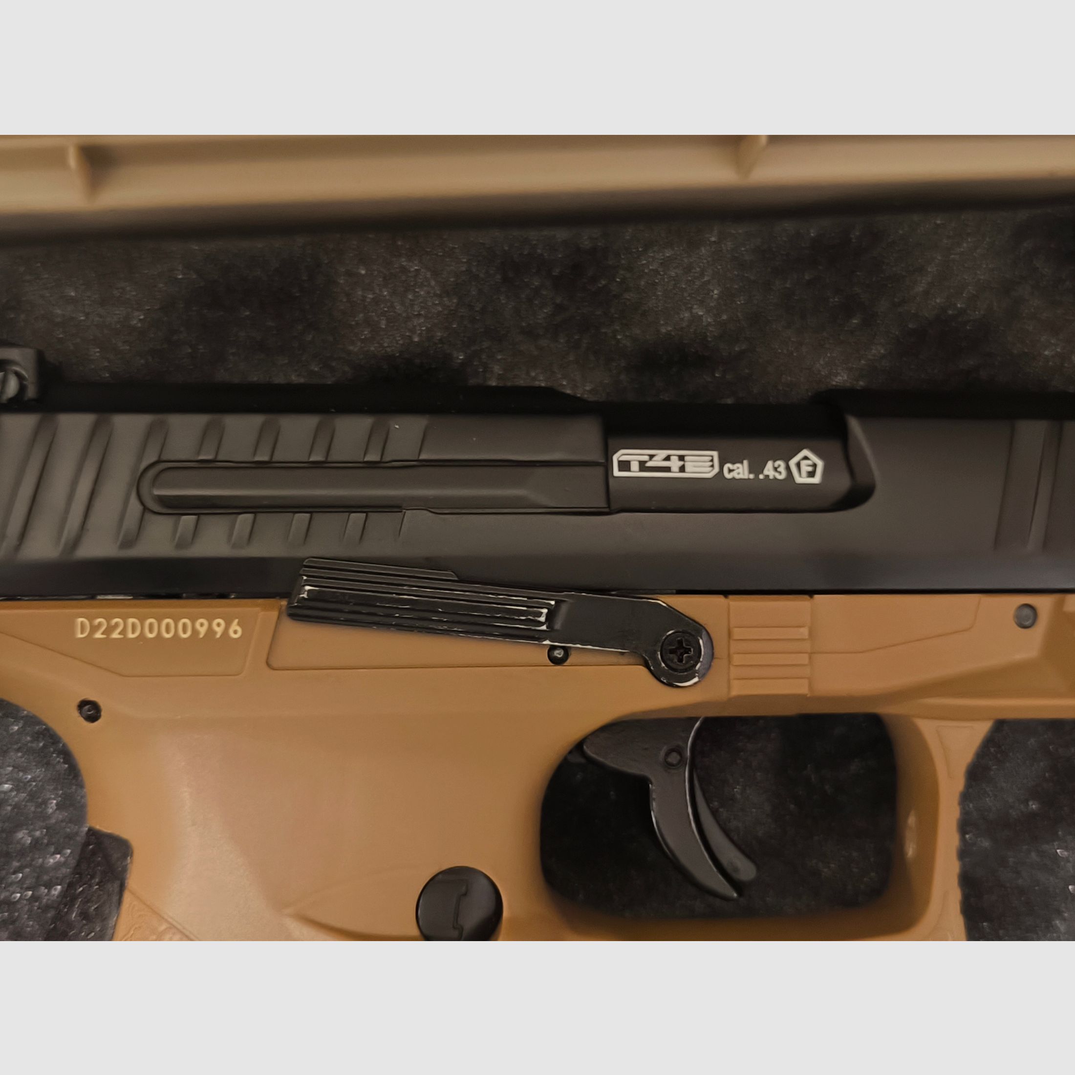 ⚠️ Achtung MagFed Freunde, Walther PPQ M2 T4E Dark Earth Brown, Kaliber .43, nur ein mal ein Magazin zur Probe Geschossen &  Kratzer Frei & Dichtung absolut Dicht & eine 5er Packung Max Tactical Co2-Kartuschen ⚠️ Achtung Versandkosten Frei!! 