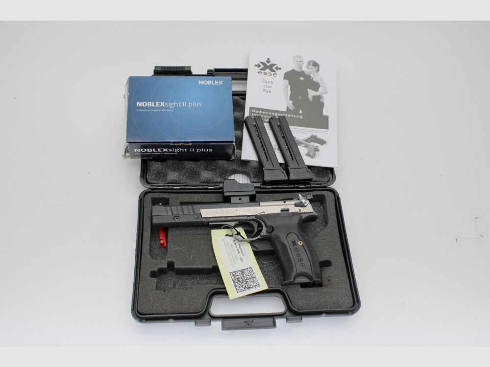 Hämmerli X-esse IPSC pistol cal. .22lr with 3 magazines and Noblex sight II .22lr