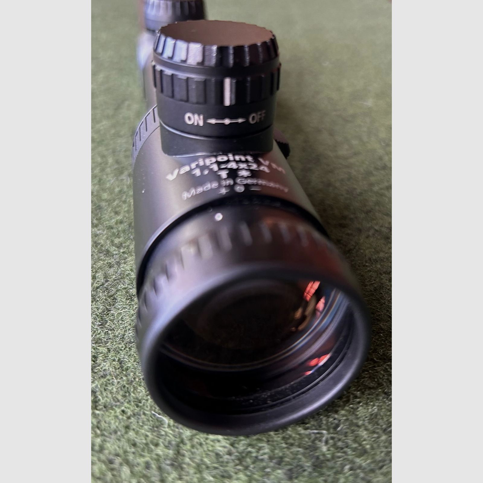 Drückjagd - Zielfernrohr Zeiss Variopoint VM 1,1 - 4 x 24 T
