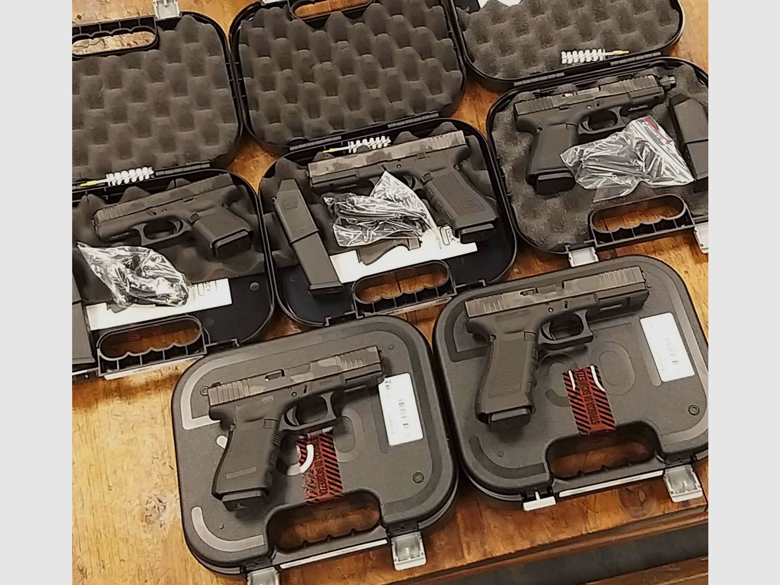 GLOCK NEW ARRIVALS 9×21, image 1 of 5