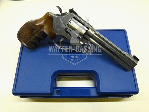 Smith & Wesson 686