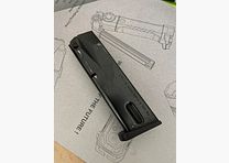 Beretta, cargador original M92F Italy