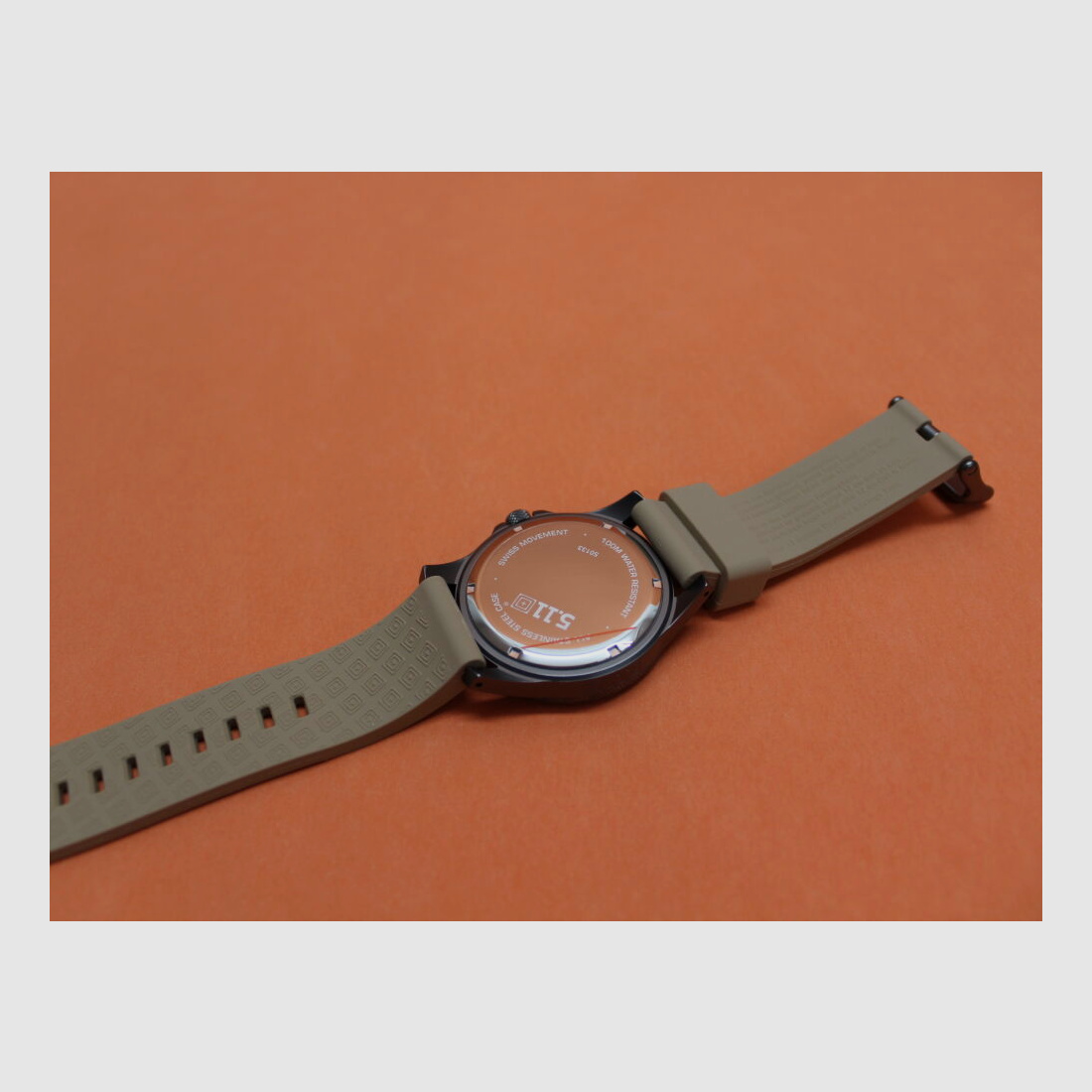 5.11 5.11 Guardsman Watch (50133EU) 120 Coyote watch with steel case and silicone strap