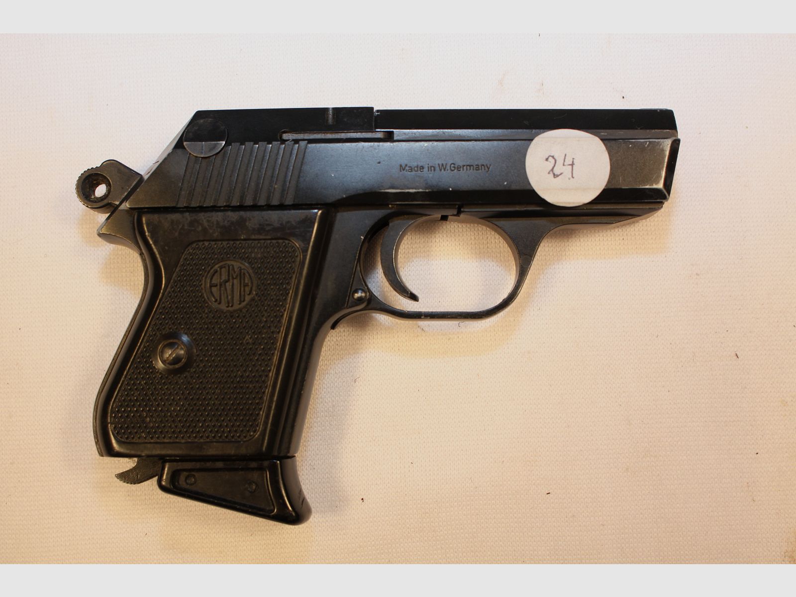 Erma Model 655 im Kaliber 6,35 Browning.