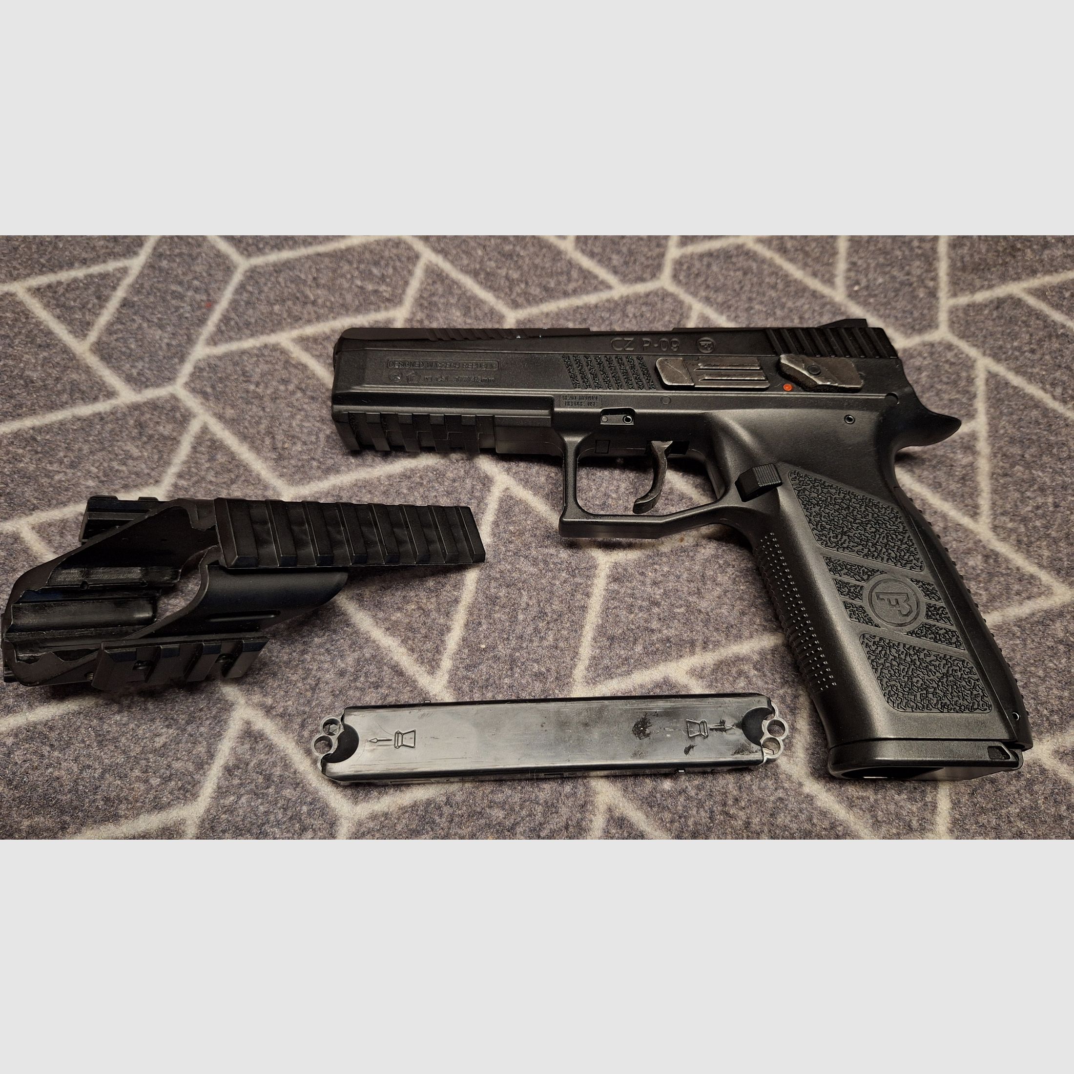 CZ P-09 Duty 4,5 mm Diabolo/Stahl BB Co2-Pistole Blow Back, Bild 10 von 12