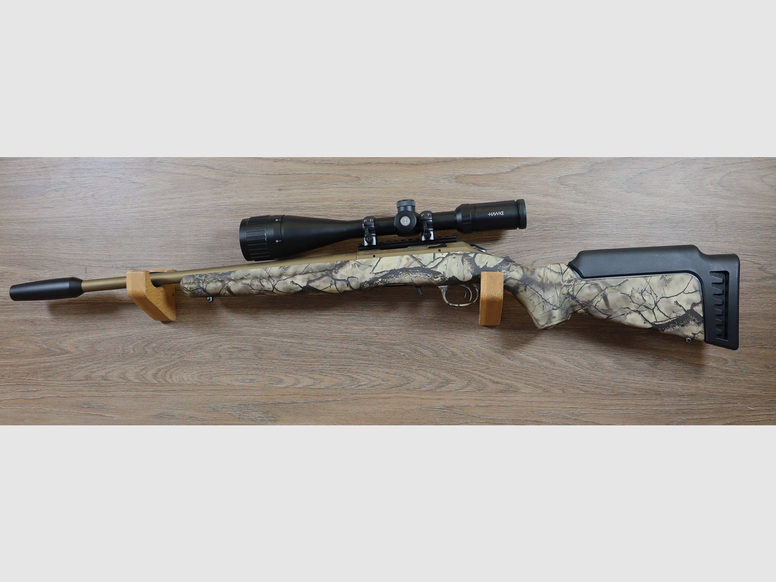 Repetierbüchse American Rimfire + Zielfernrohr + Schalldämpfer, Bild 2 von 2