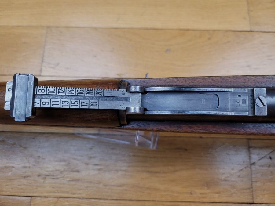 Sehr schöne K98 Büchse aus der frühen Zeit des Dritten Reichs – Code S42/G, hergestellt von Mauser – nicht monomatrikuliert – Waffe von April 1935 – hervorragender mechanischer Zustand – Lauf in Top-Zustand – Sehr schöne, seltene Waffe in ausgezeichnetem Zustand, Bild 30 von 35