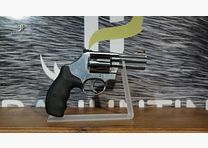 Simth & Wesson; 686-6; 3 inches