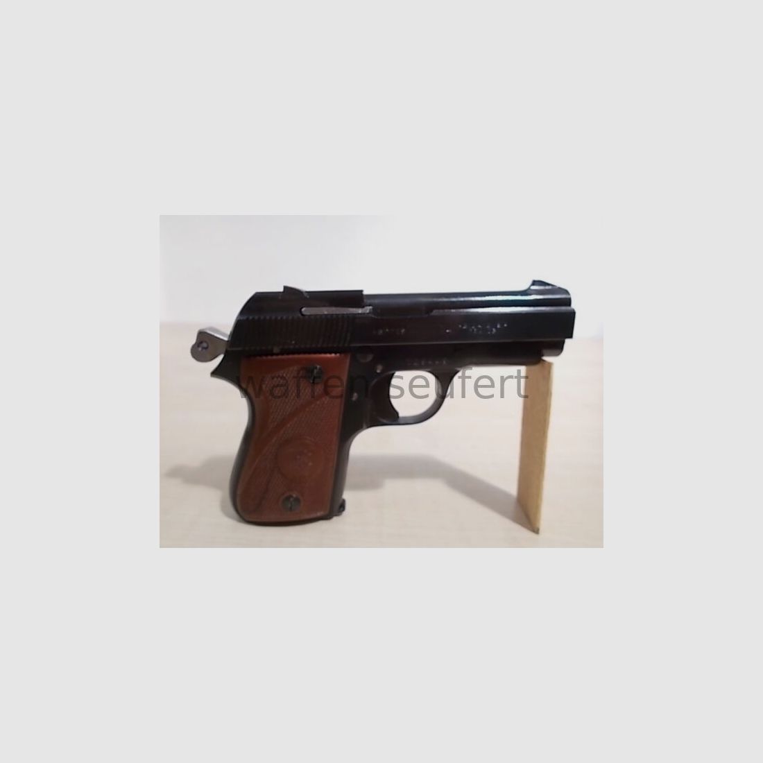 Unique Mod. L in case