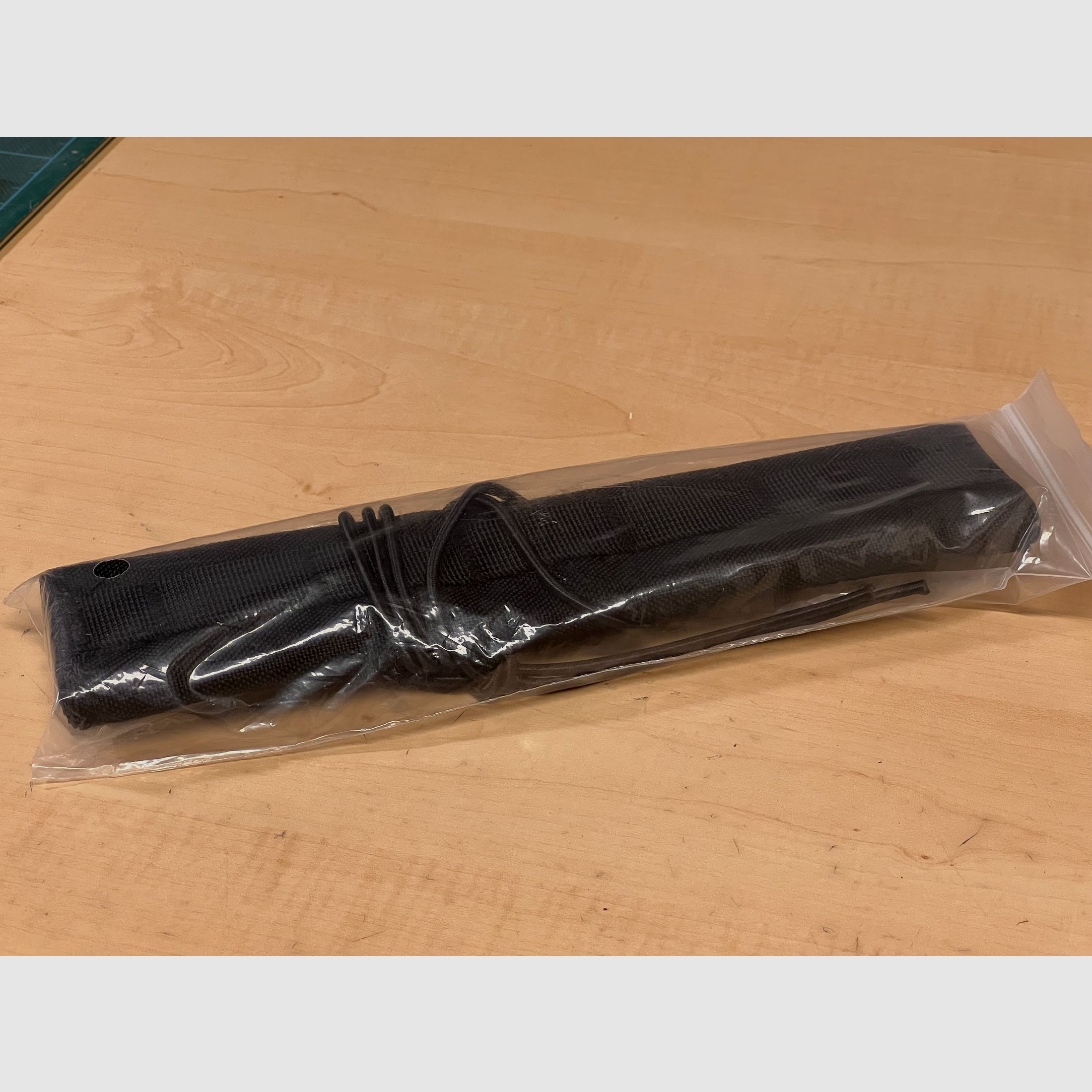 Schalldämpfer Cover in Schwarz