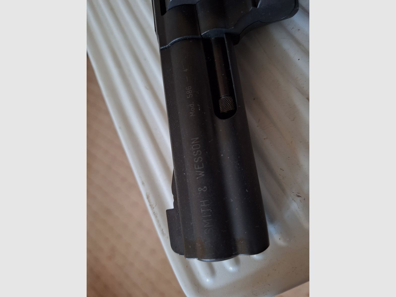 Smith & Wesson Co2- Revolver 4" im cal. 4,5mm 