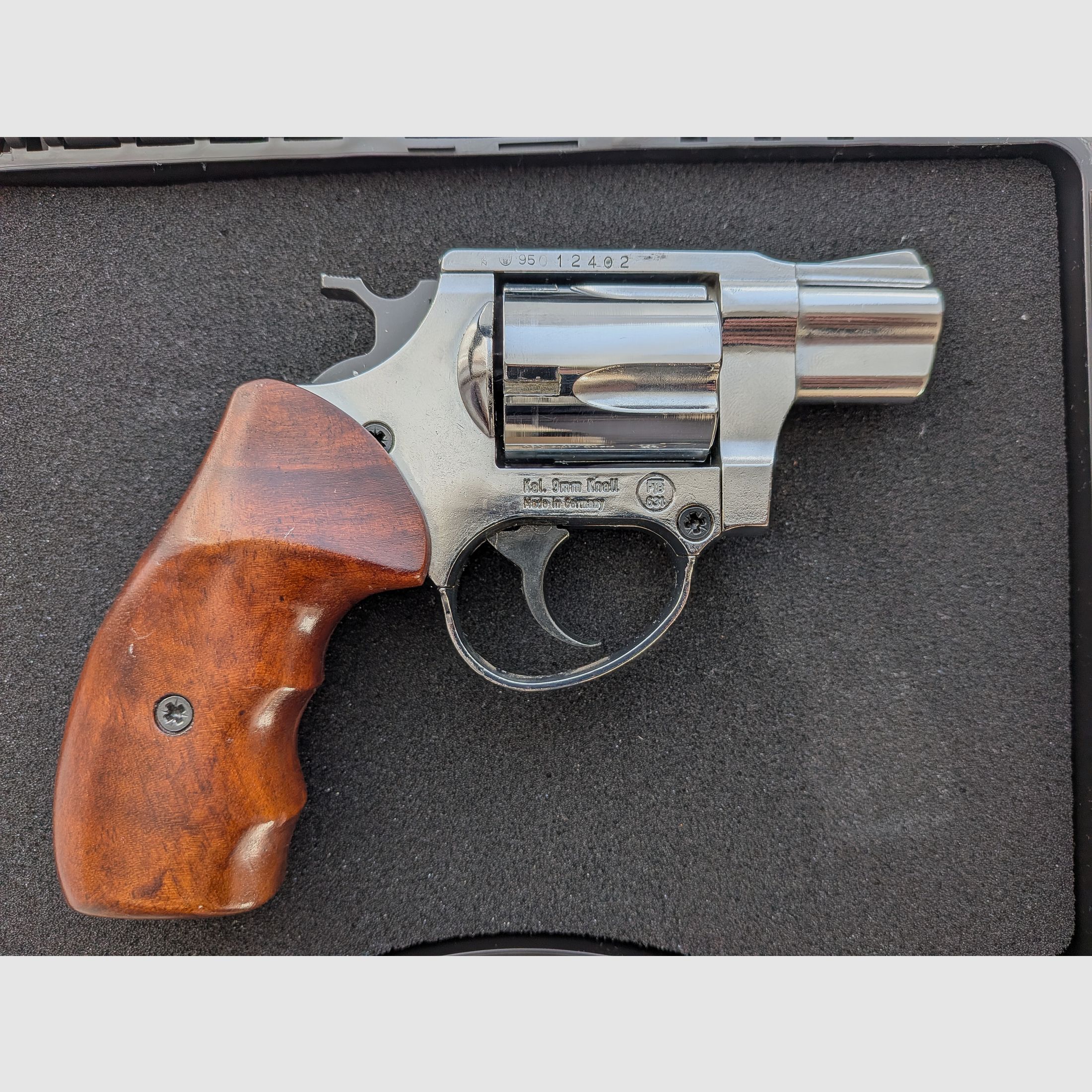 ME 38 Pocket Revolver – verchromt - PTB 631 - 9mm Knall - Holzgriff - SSW