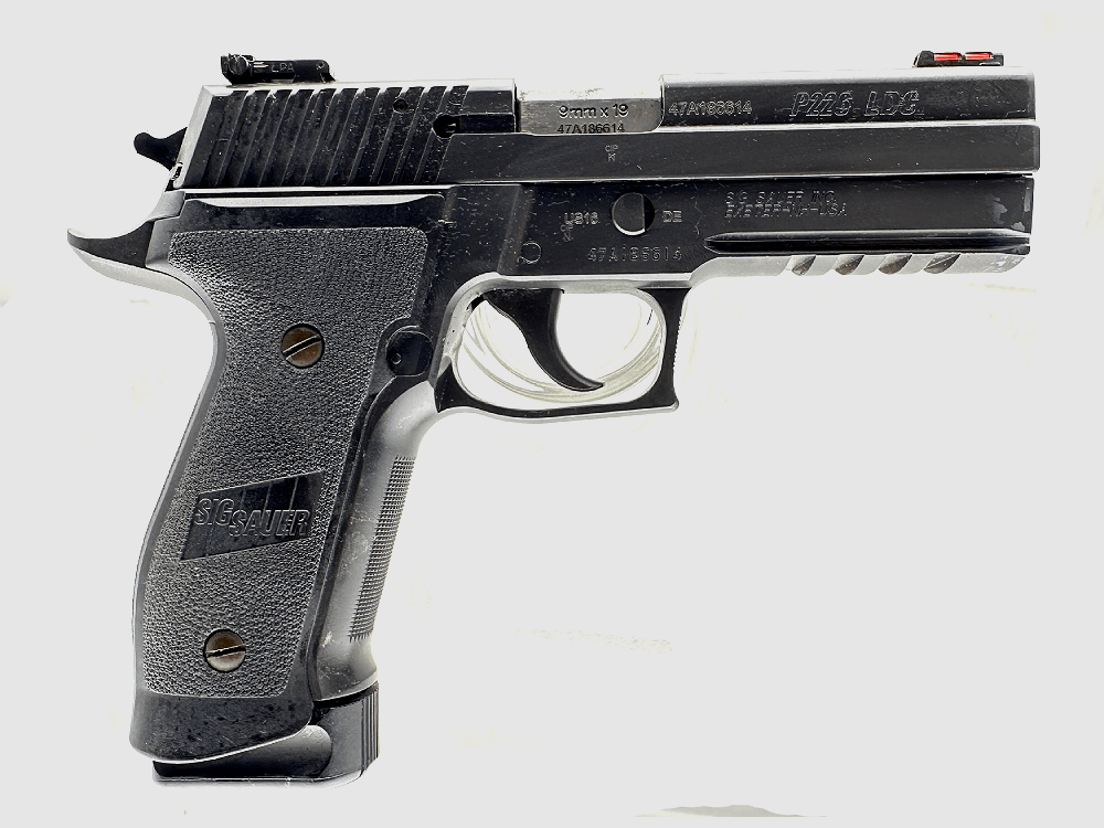 <SIG SAUER P226 LDC 9mmLuger>