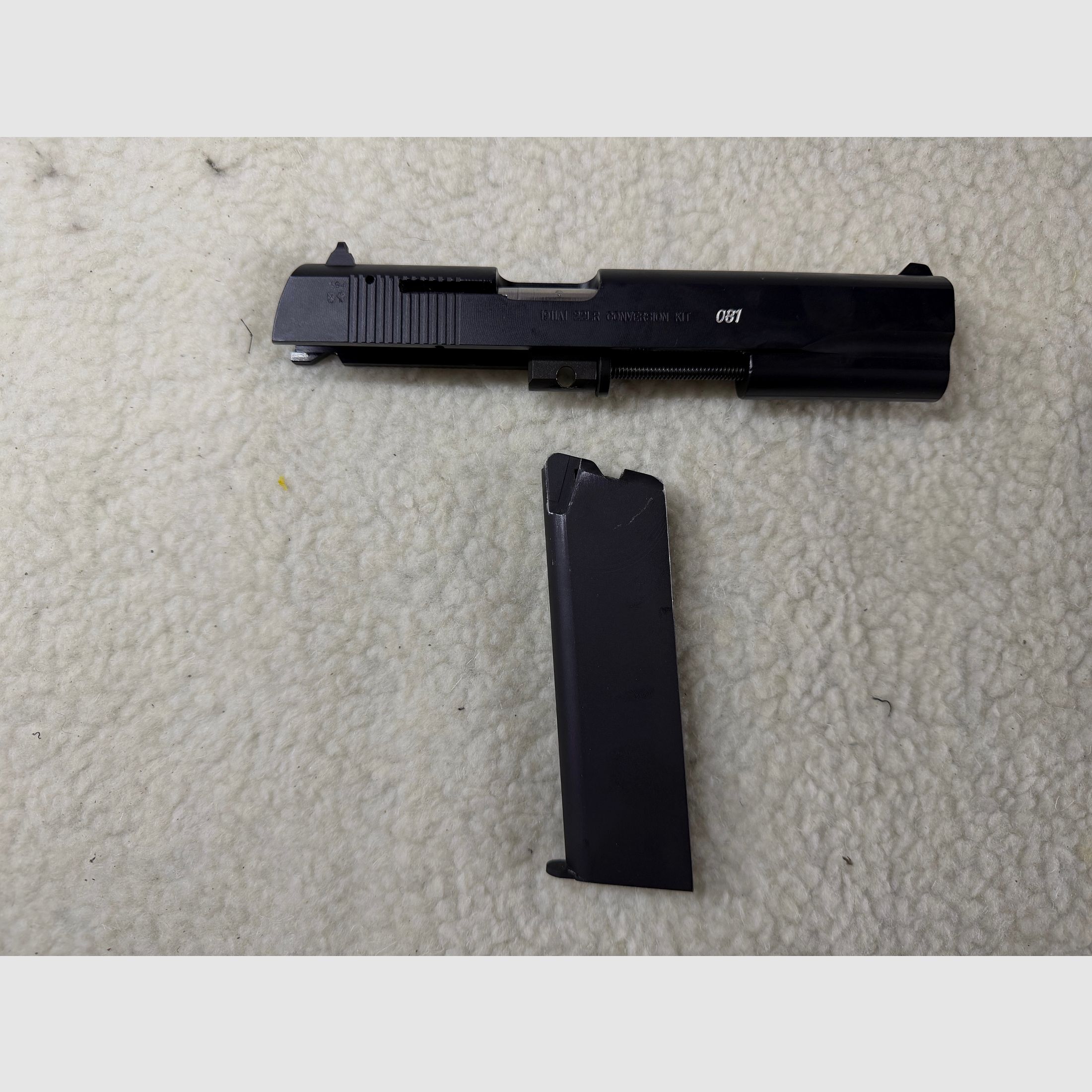 Norinco 1911 A1 .45 ACP w tym system wymiany Peters Stahl .22lr