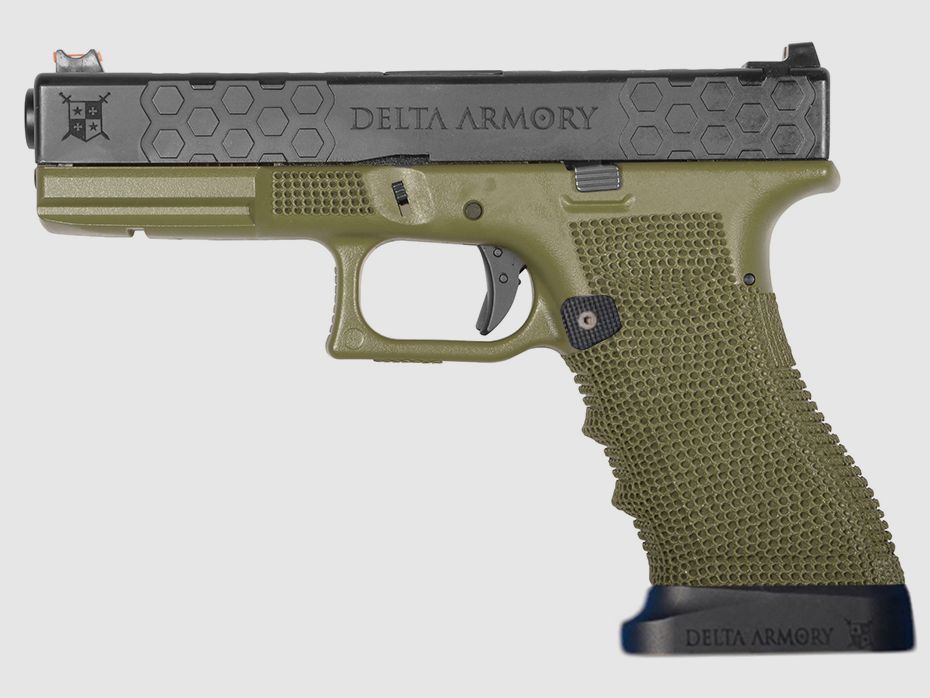 P03 GBB Airsoft Pistole mit Grip Stippling in Oliv | Delta Armory