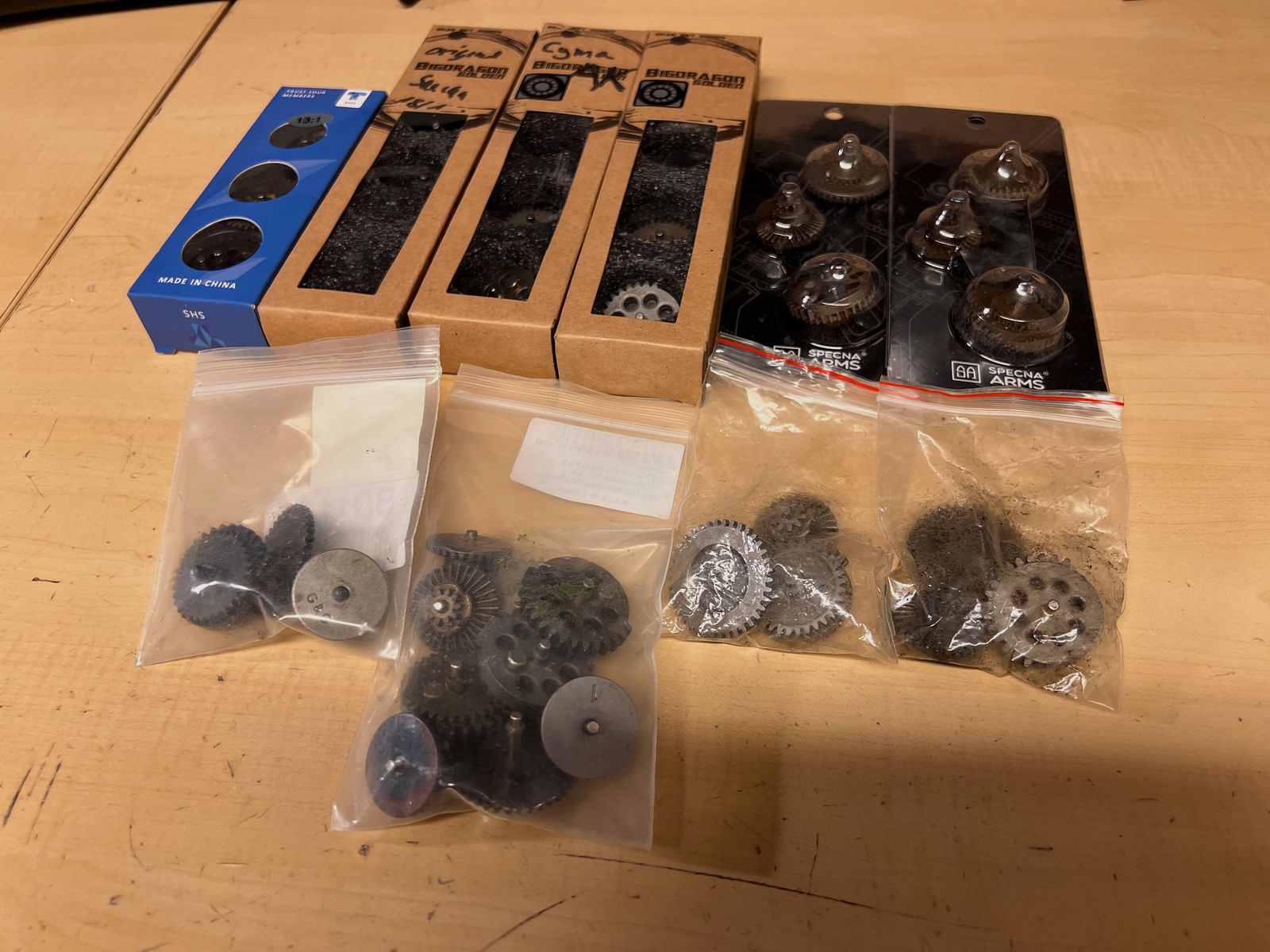 Konvolut original Gear Sets verschiedener Hersteller wie Cyma, G&G uvm