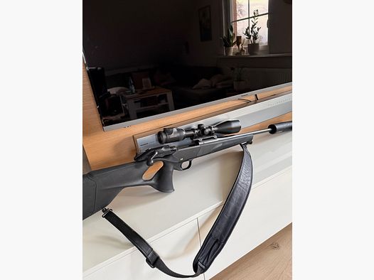 Blaser R8 mit Swarovski Z6i 2,5-15x56 und Roedale Schalldämpfer