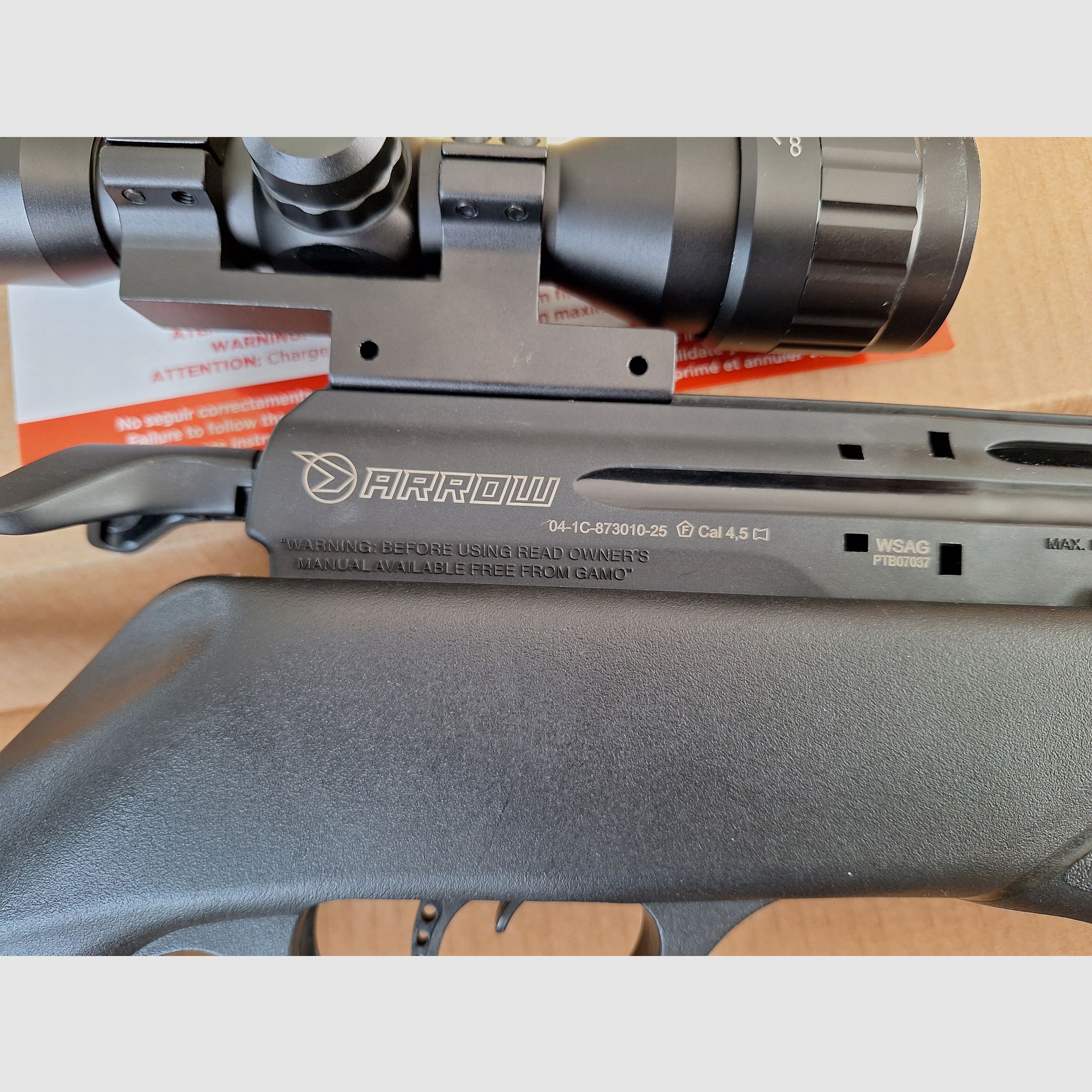 Gamo Arrow PCP karabin pneumatyczny 4,5mm w zestawie z 2x10 magazynkiem