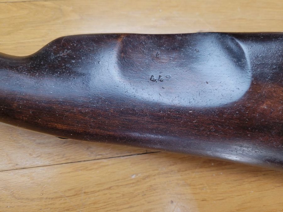 Magnifique fusil à silex modèle 1816 – Arme de Voltigeur – Saint-Étienne mai 1821 Beaux poinçons homogènes – Bois magnifiques Arme Rare, image 23 sur 30