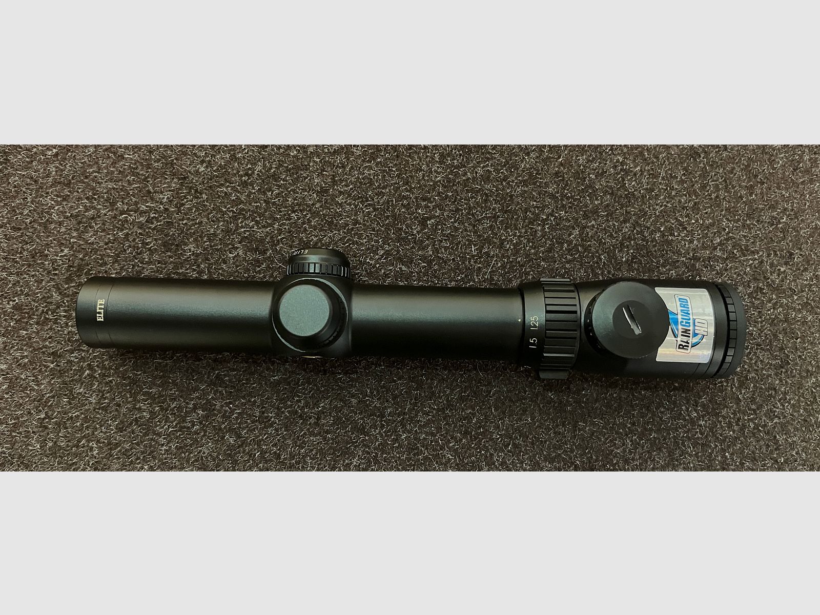 Bushnell ELITE 1,25-4x 24mm / E1224 inkl. Montage