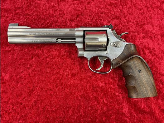 Smith & Wesson 686-4 Campeón de Tiro DL