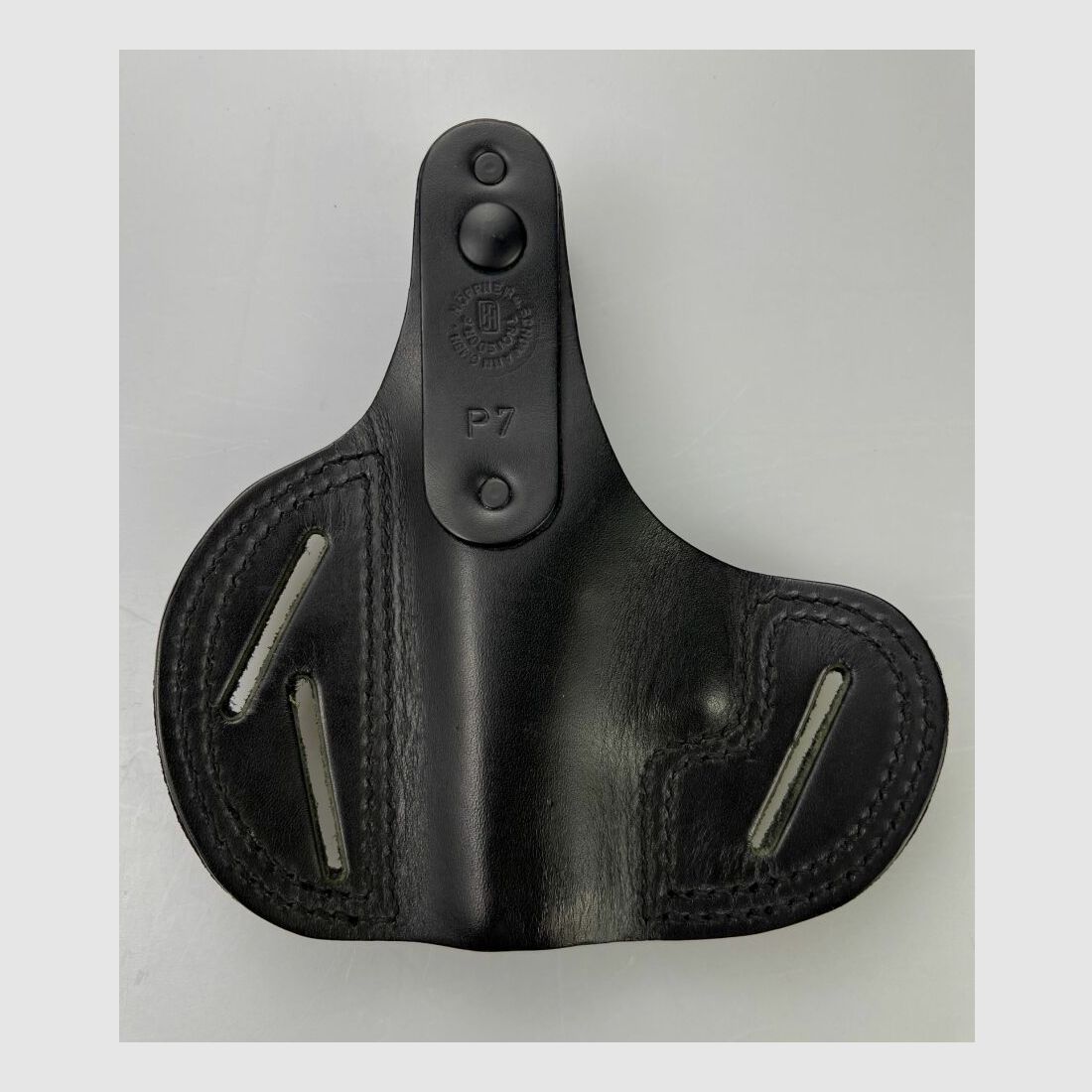 Höppner und Schumann Lederholster für P7