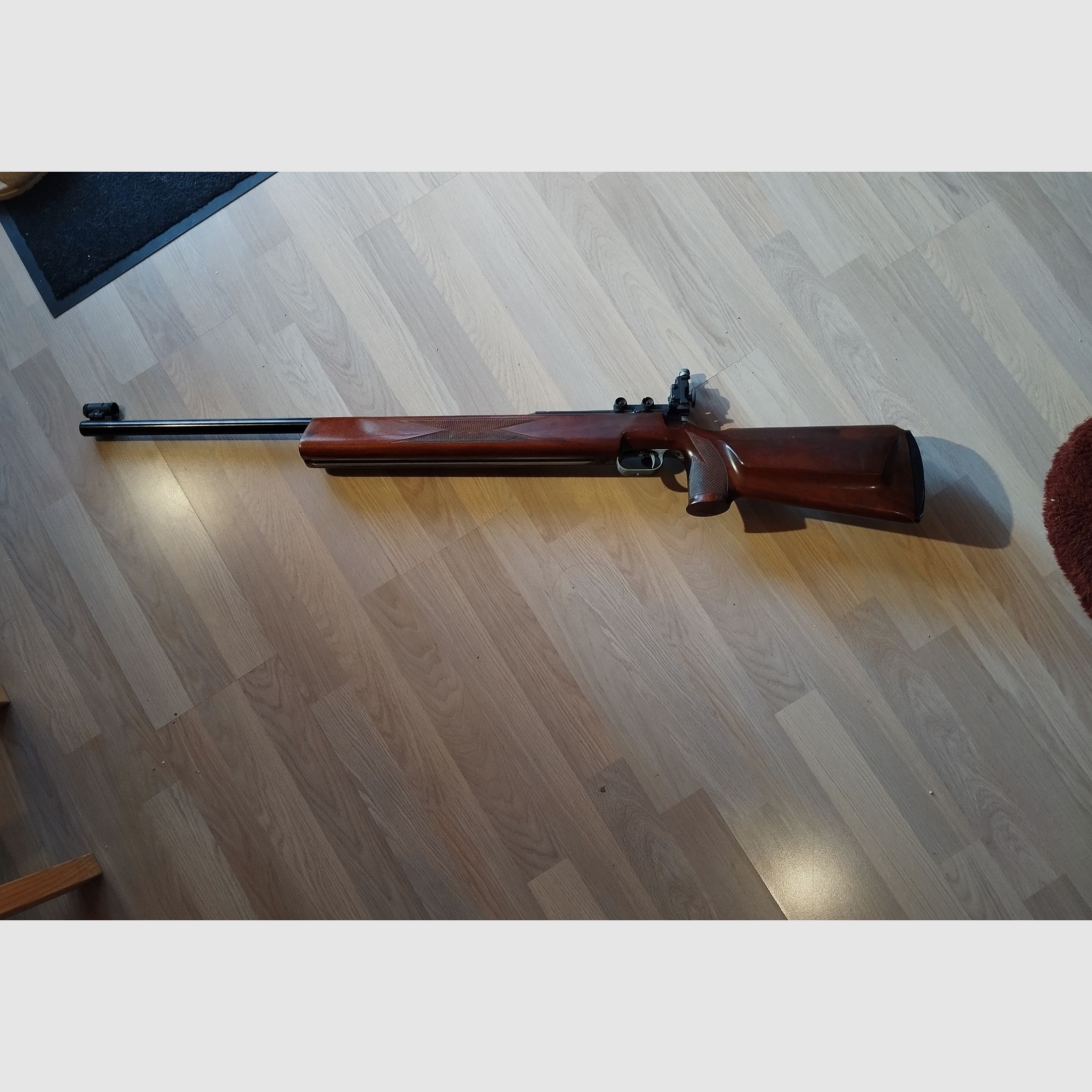 Oldtimer Anschütz KK Gewehr cal,22 Le der 70er Jahre in guter Qualität