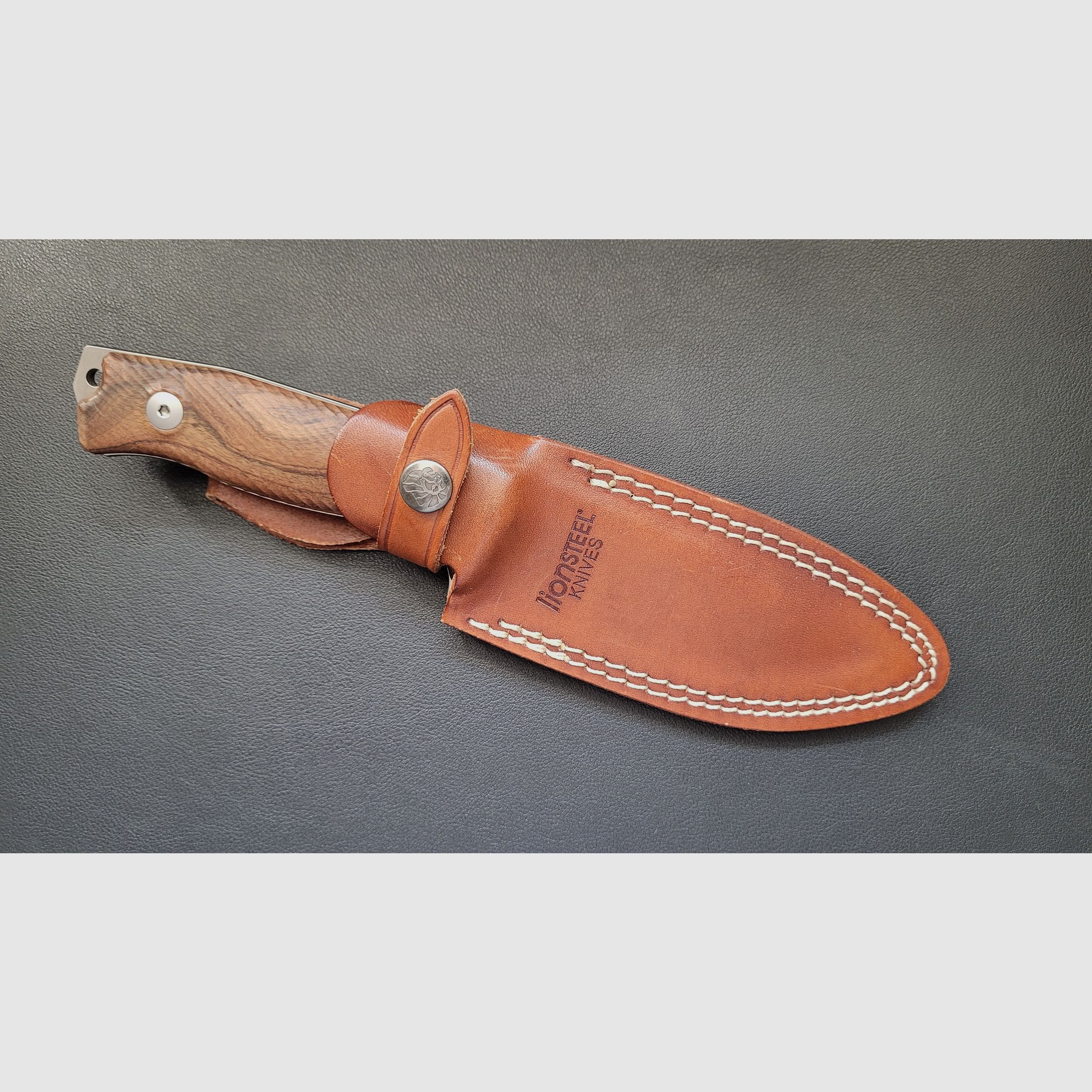 Lionsteel M5 Santoswood – neuwertig 