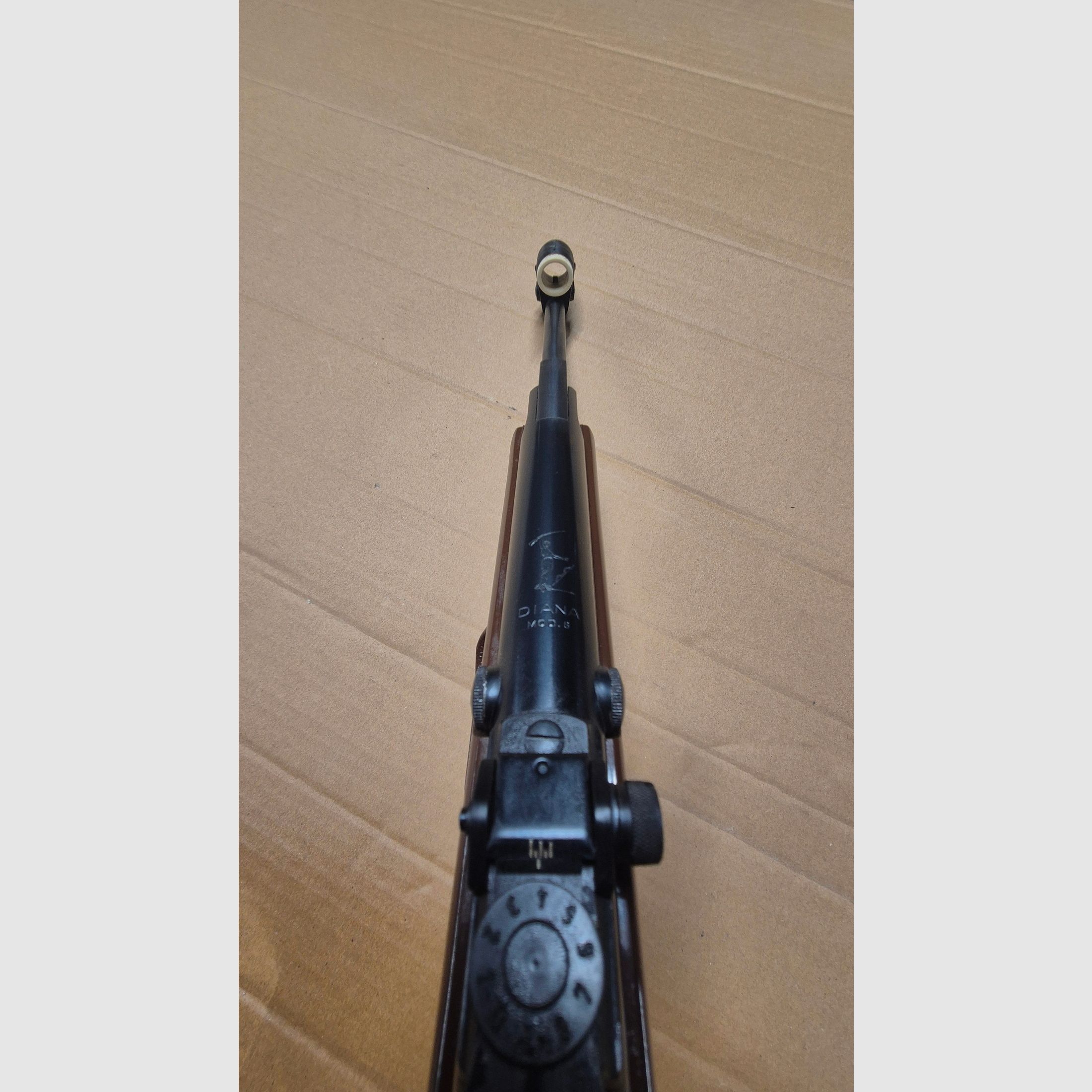 Matchpistool Diana 6