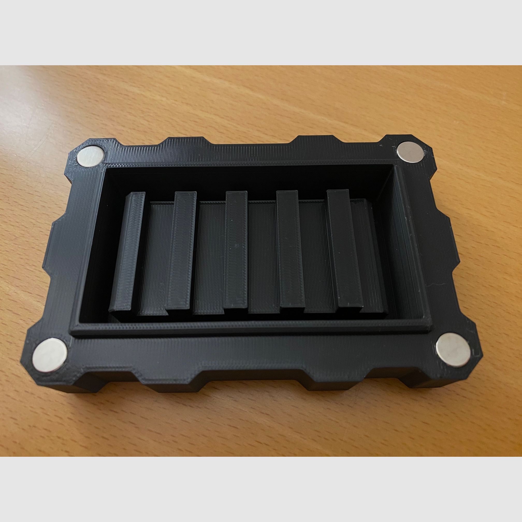 Magnet box/ammunition box .22LR for 50 shots