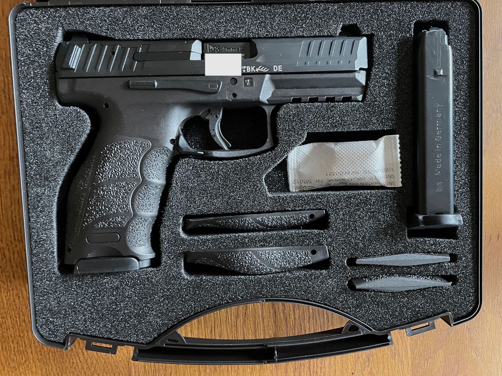 Heckler & Koch SFP9 OR - CONDIZIONI TOP nel pacchetto senza pensieri con accessori