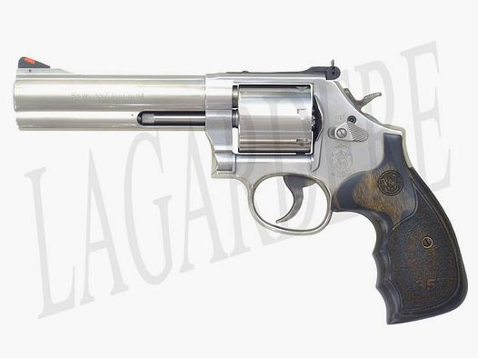 SMITH & WESSON 686 PLUS 3-5-7 7 COUPS 5&Prime;(REVOLVER)