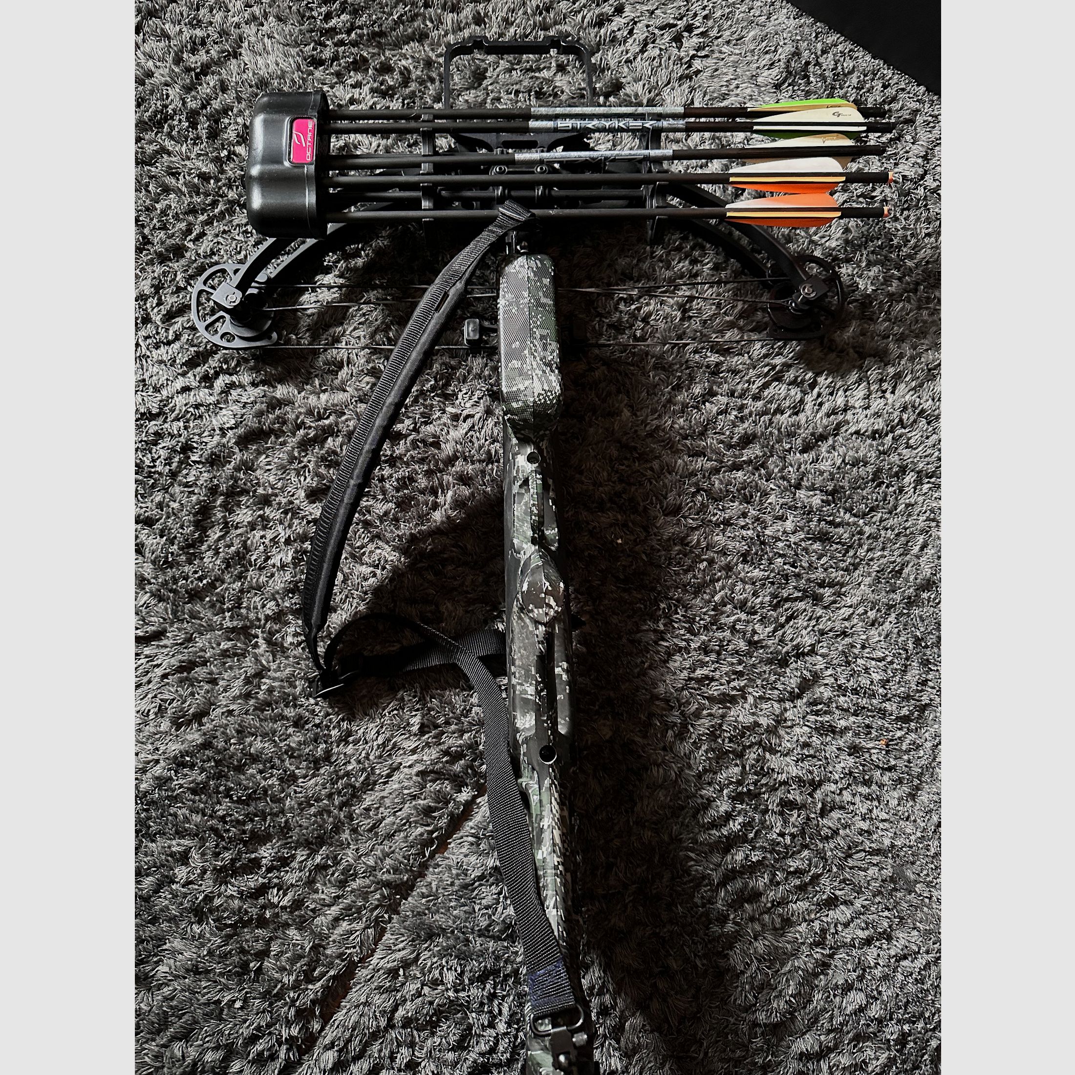 Stryker Strykezone 380 the walking dead armbrust