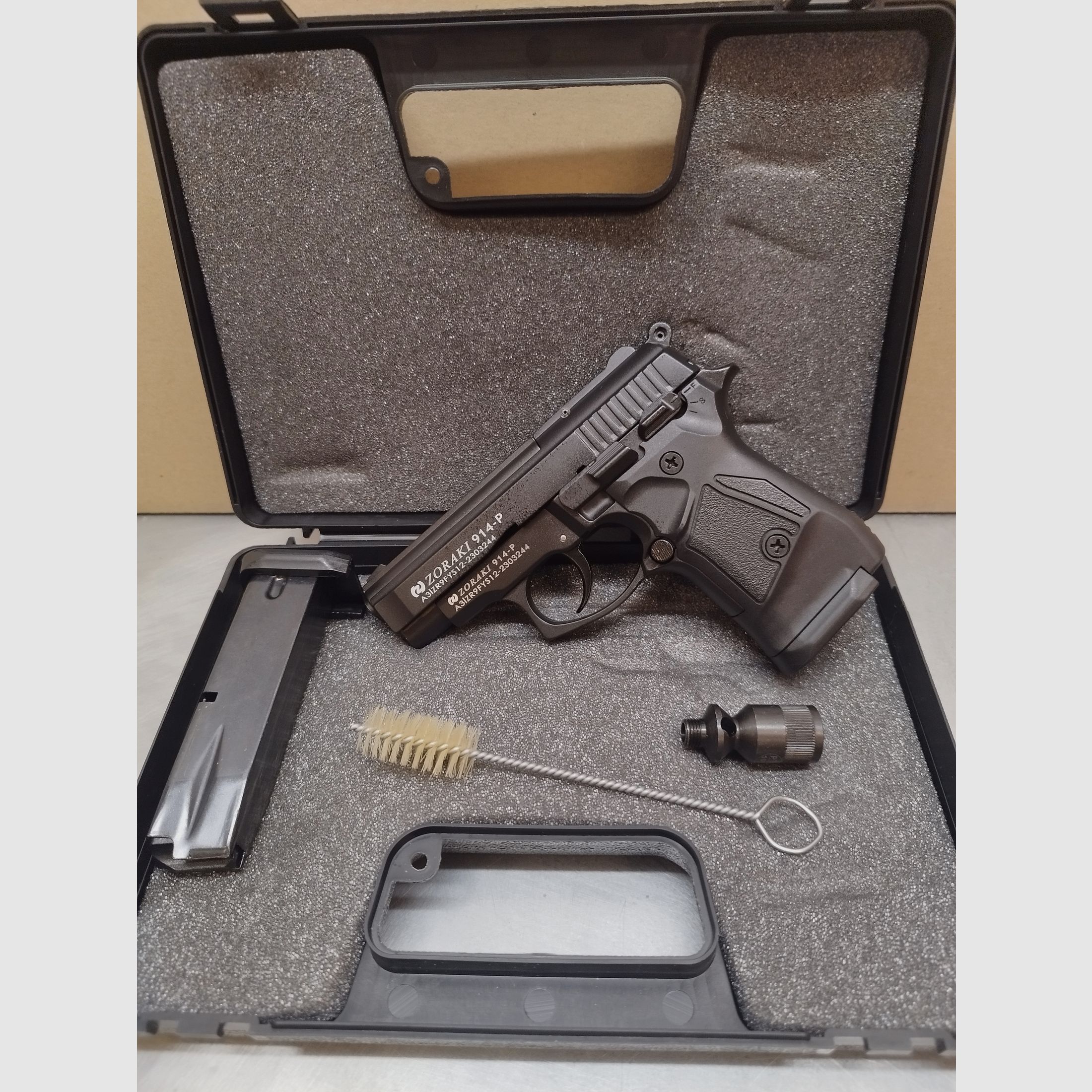 Zoraki 914-P Schreckschusswaffe 9mm PAK schwarz inkl. Reservemagazin !!Neuware!!