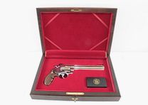 Smith & Wesson Revolver 629-3 Magna Classic 1 of 3000 - .44 Rem. Mag. - Investment