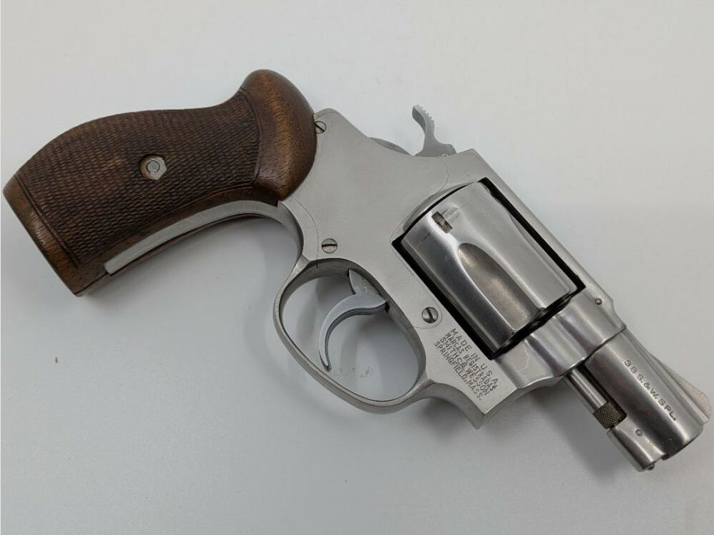 S&W 60