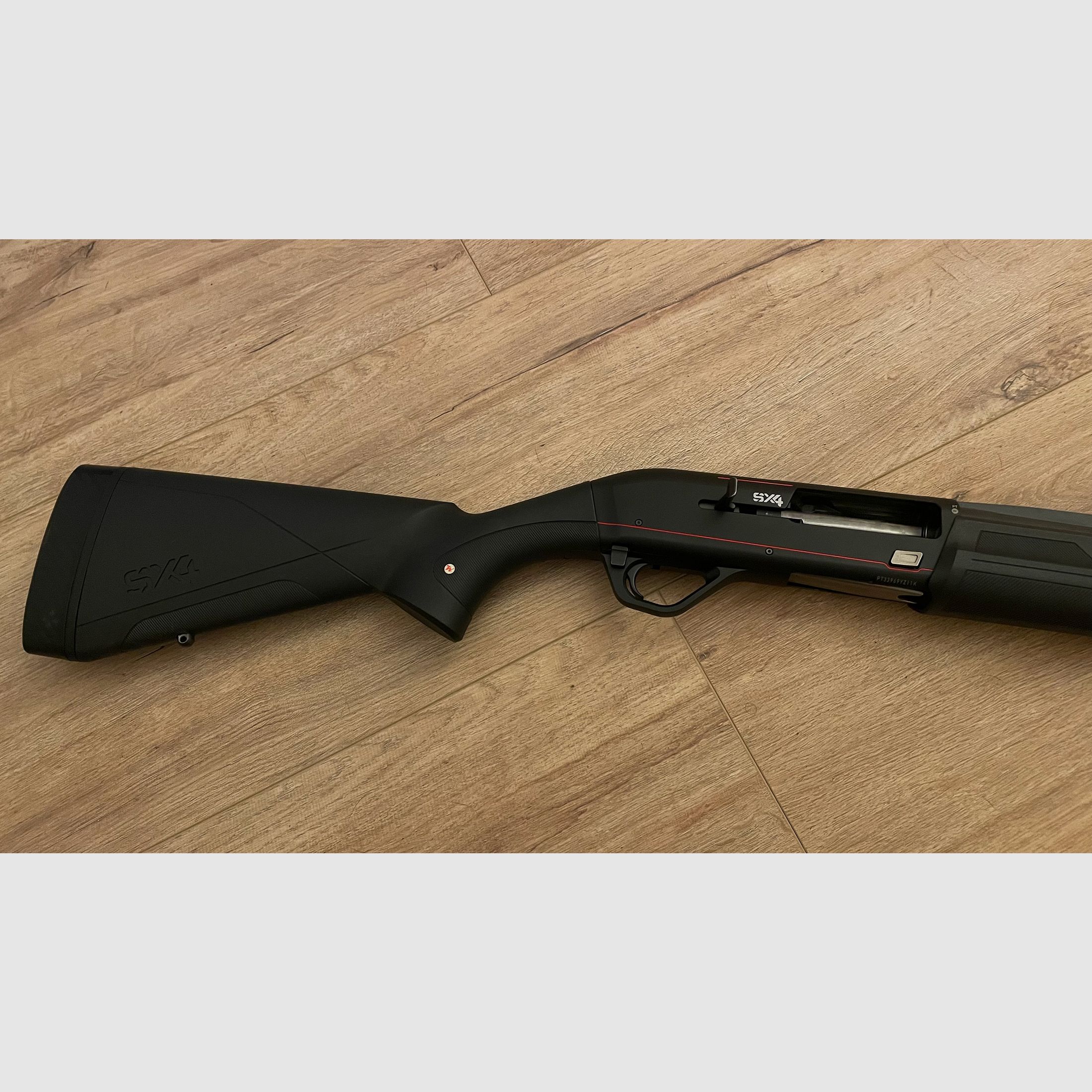 Winchester SX 4 Black/Red 12/89