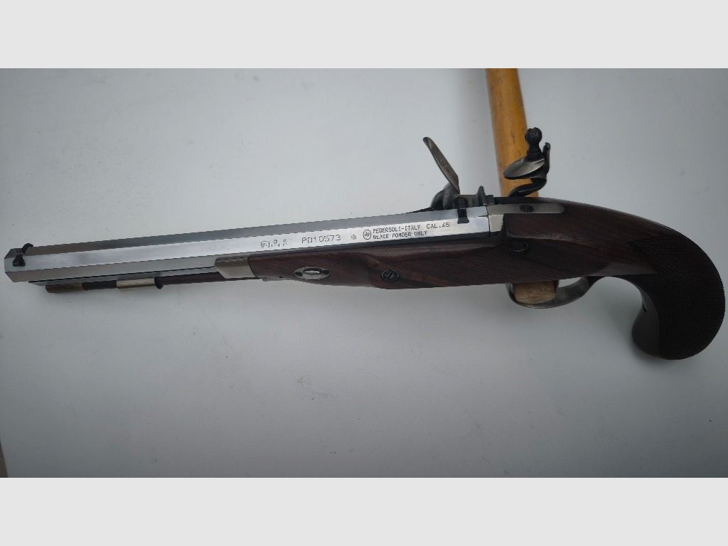 Steinschloßpistole Pedersoli Kaliber .45, Scheibenpistole mit französischen Rückstecher