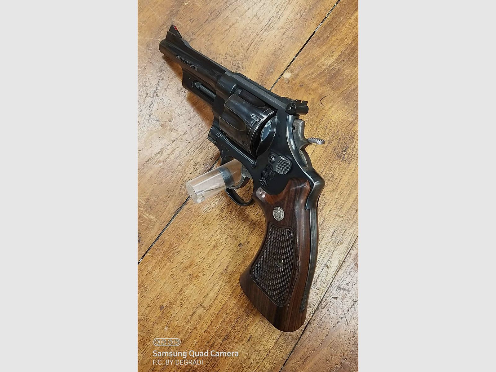 SMITH & WESSON MODEL 27 – 5, image 3 of 4