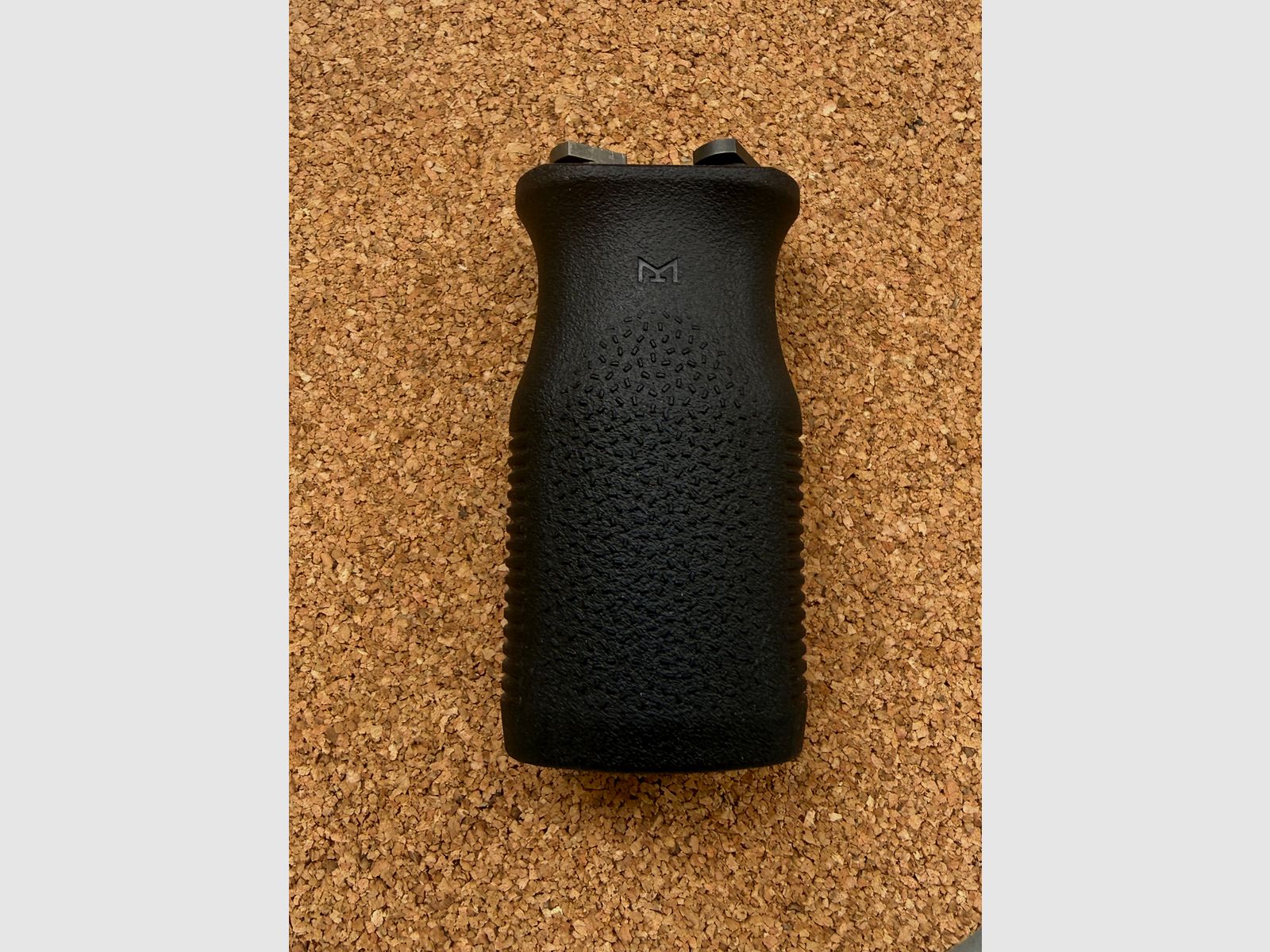 MAGPUL MVG impugnatura verticale per M-LOK nero, immagine 2 di 4