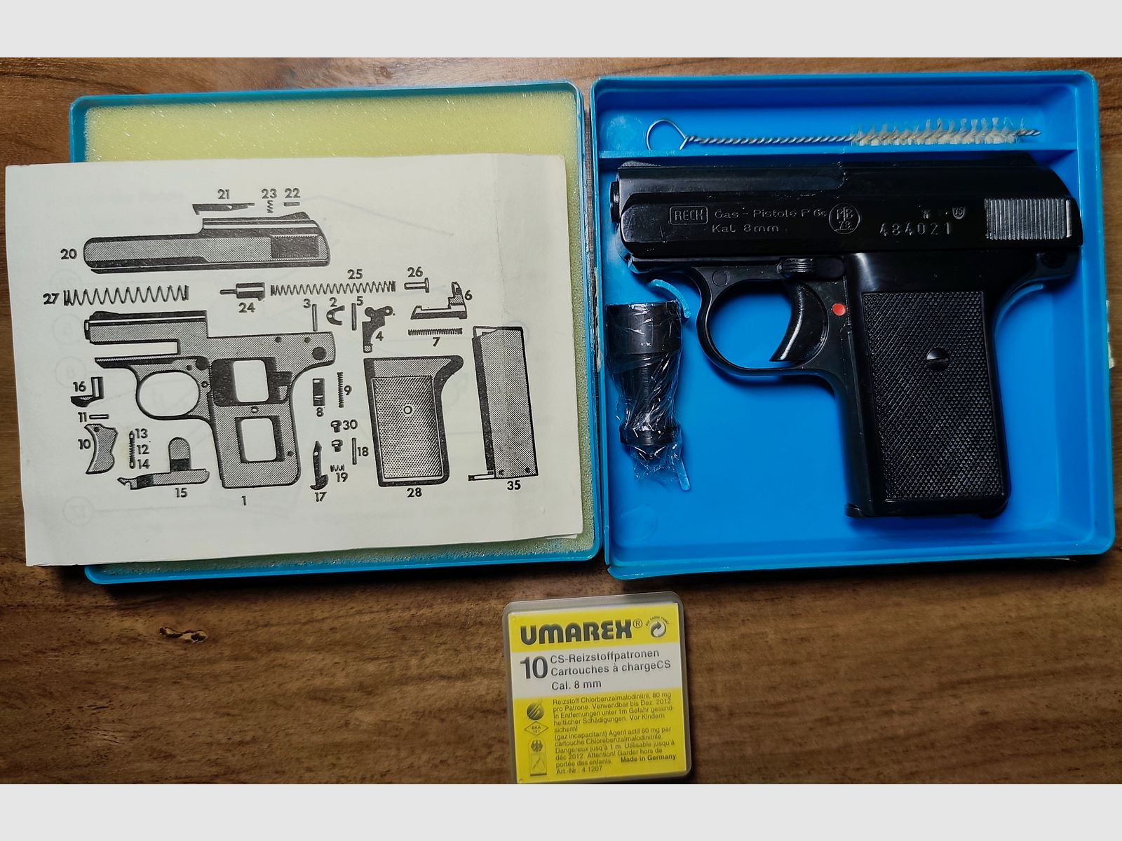 Reck P 6 S caliber 8mm old PTB 78 collector's pistol +10 shots CS gas from Umarex