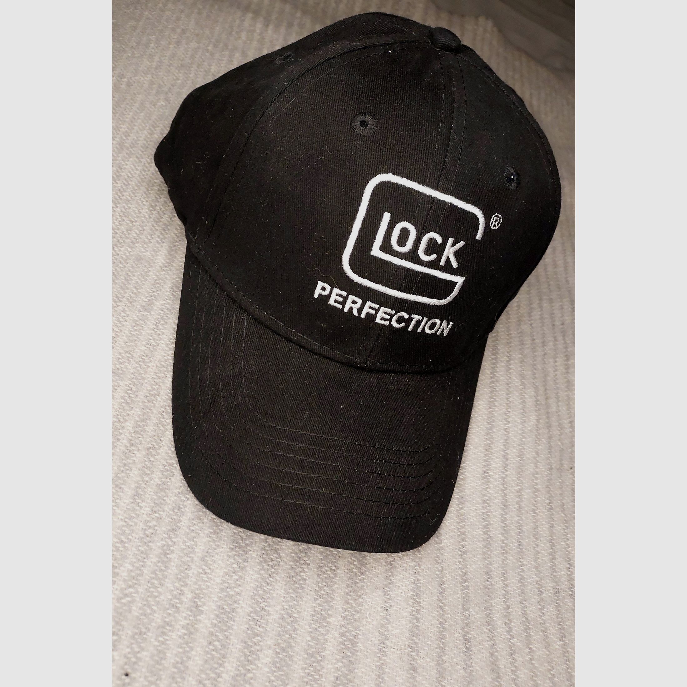 GLOCK Baseball Cap "Perfection" - Black/White - Official Merchandise