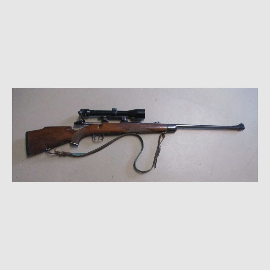 Mauser 4000 repeating rifle with Tasco 6x40 scope 4000