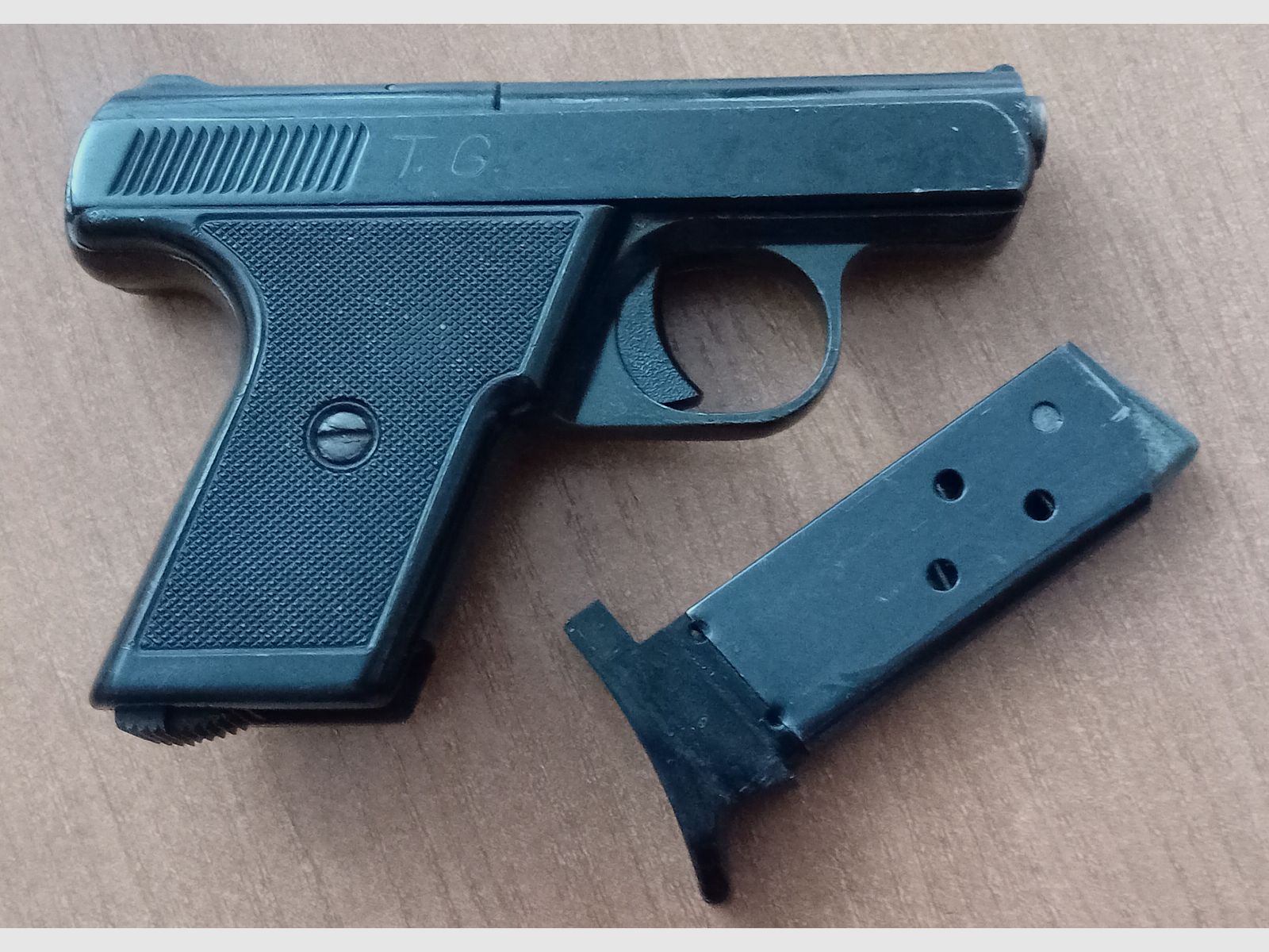 Alte Reck Protector Autom. Mod. “G5” im ersten PTB 12/ Kal. 8 mm Knall