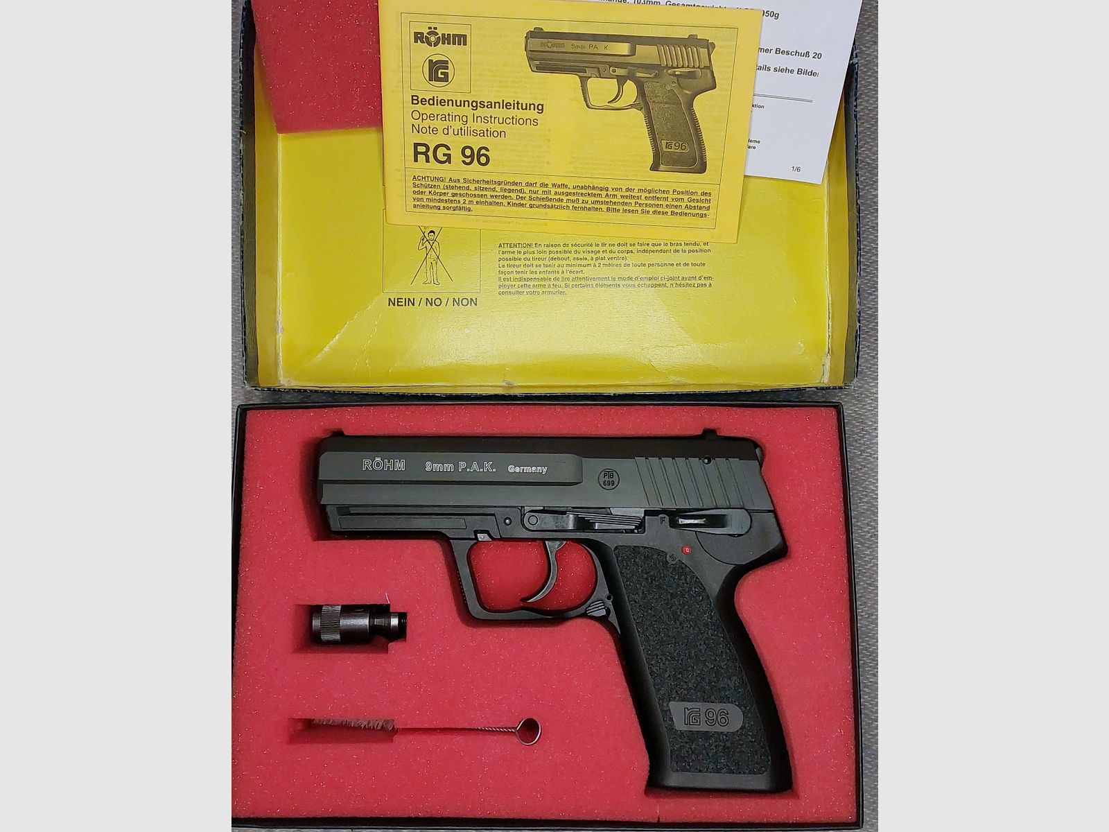 Röhm RG 96 blank firing pistol blued (PTB 699)
