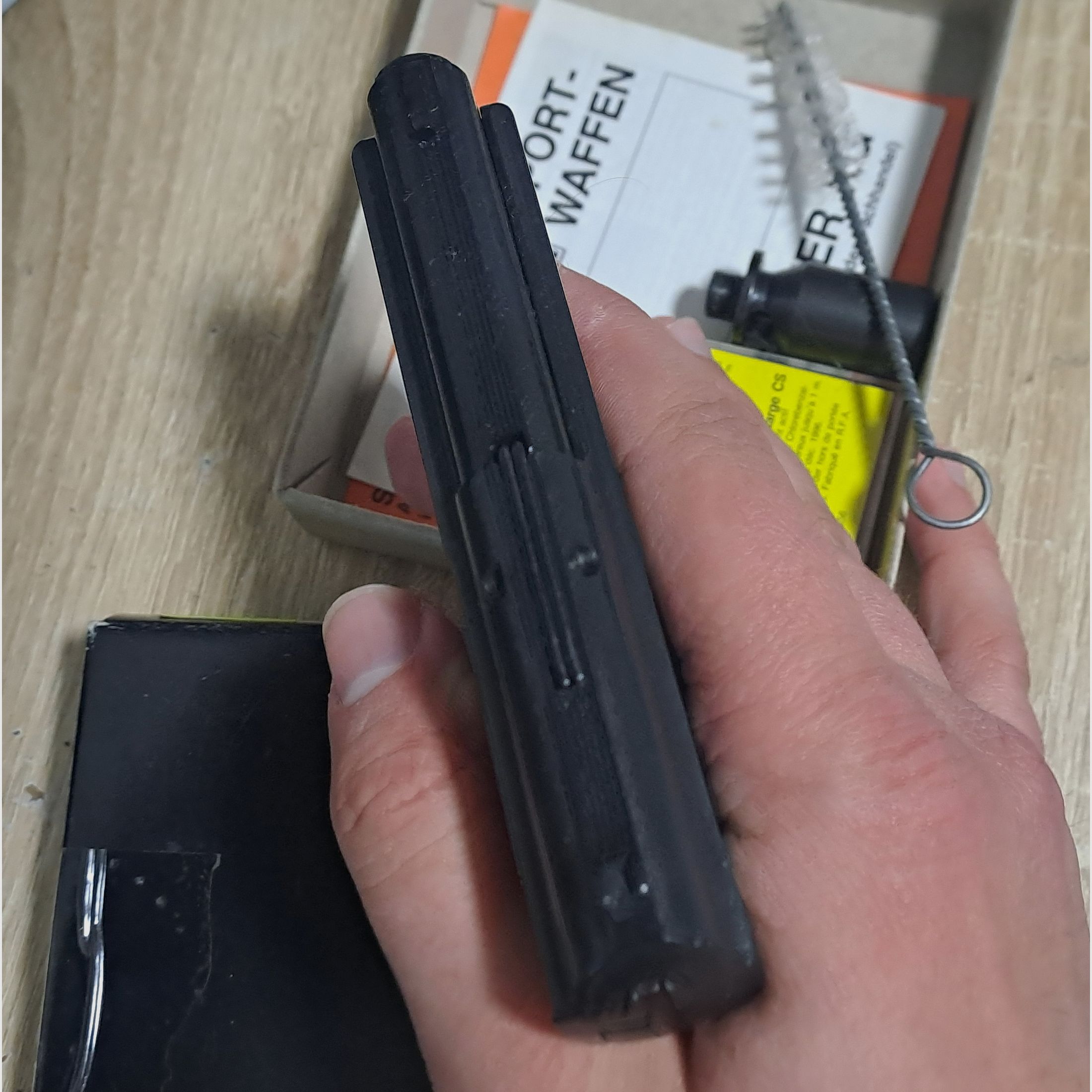 Seltene ME 8 Detective 8mm Knall im PTB 100/2 in Verpackung!