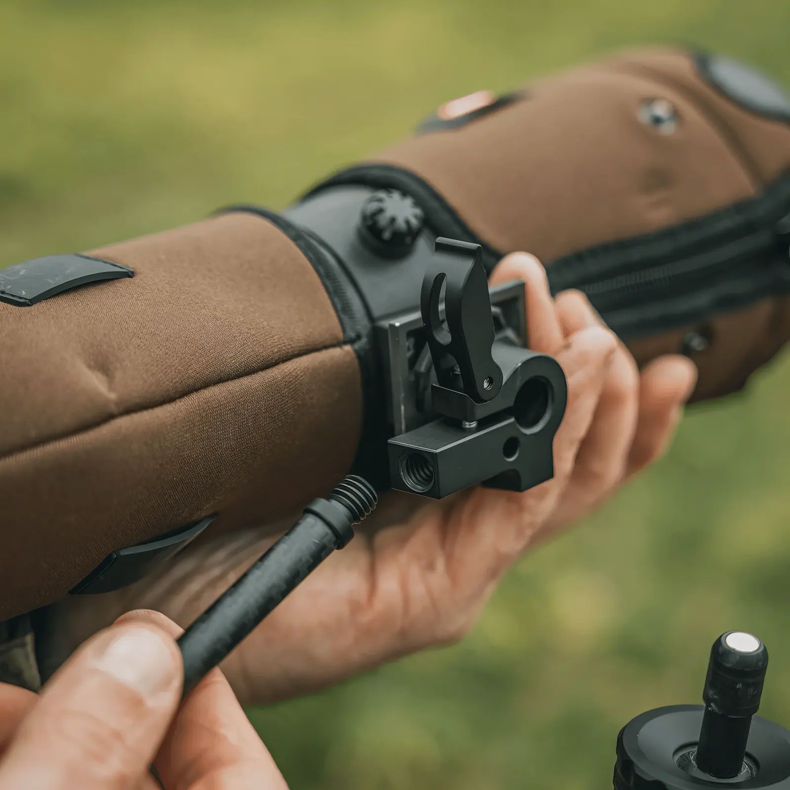 Spartan Heavy Duty Optics Adapter für Spektive & Kameras – MagnaSwitch™ / Disc-Lok™