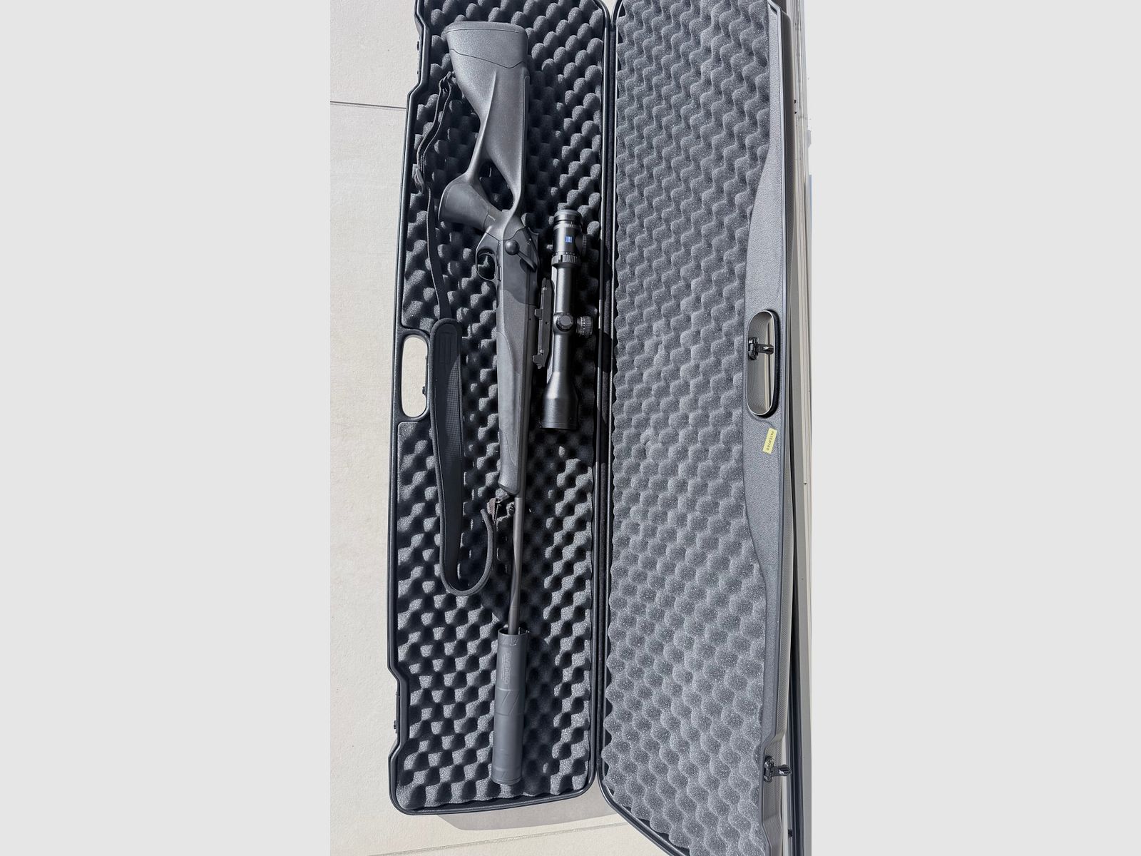 Blaser R8, caliber .223